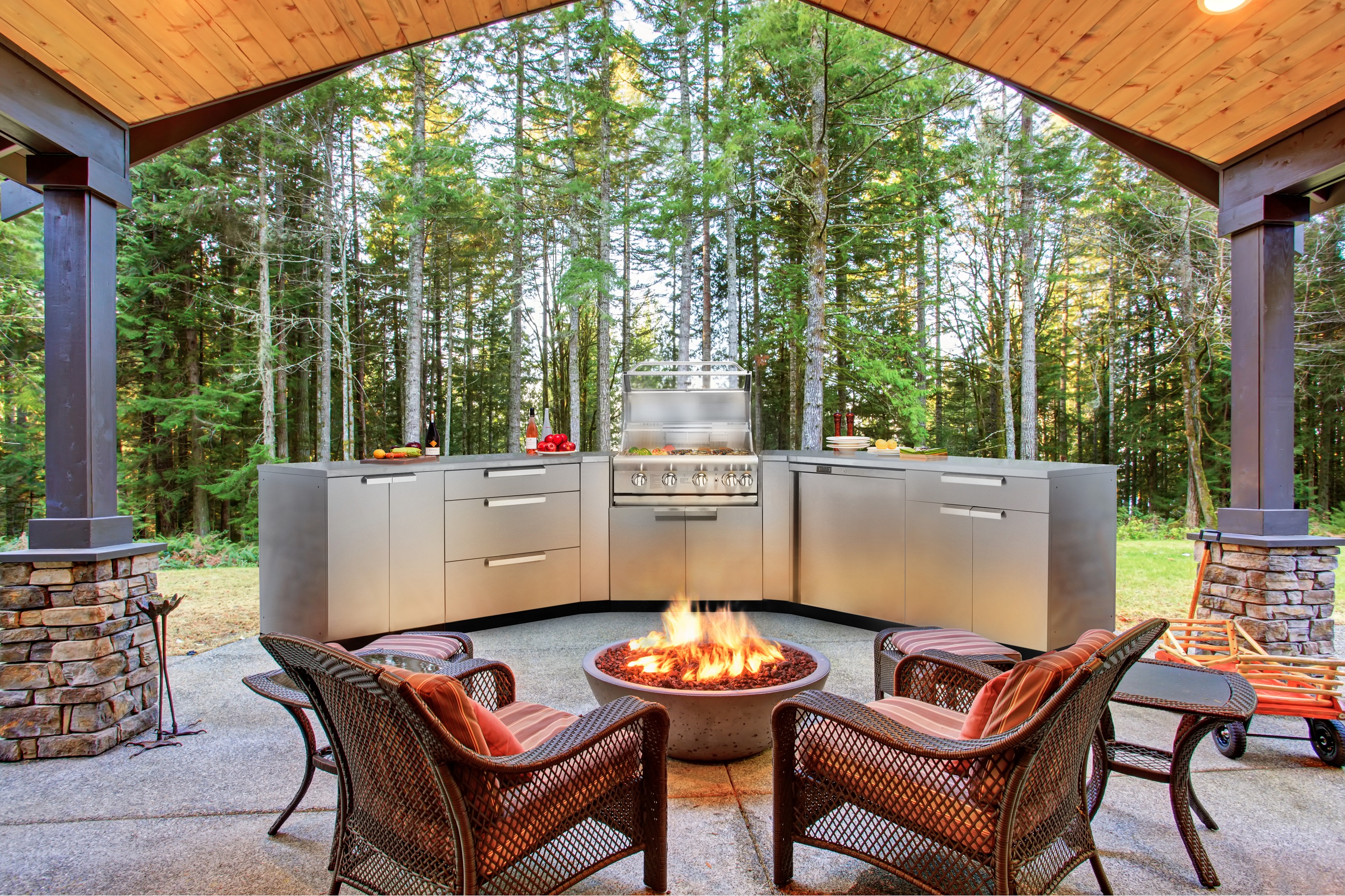 20 Insanely Newage Outdoor Kitchen Home, Family, Style and